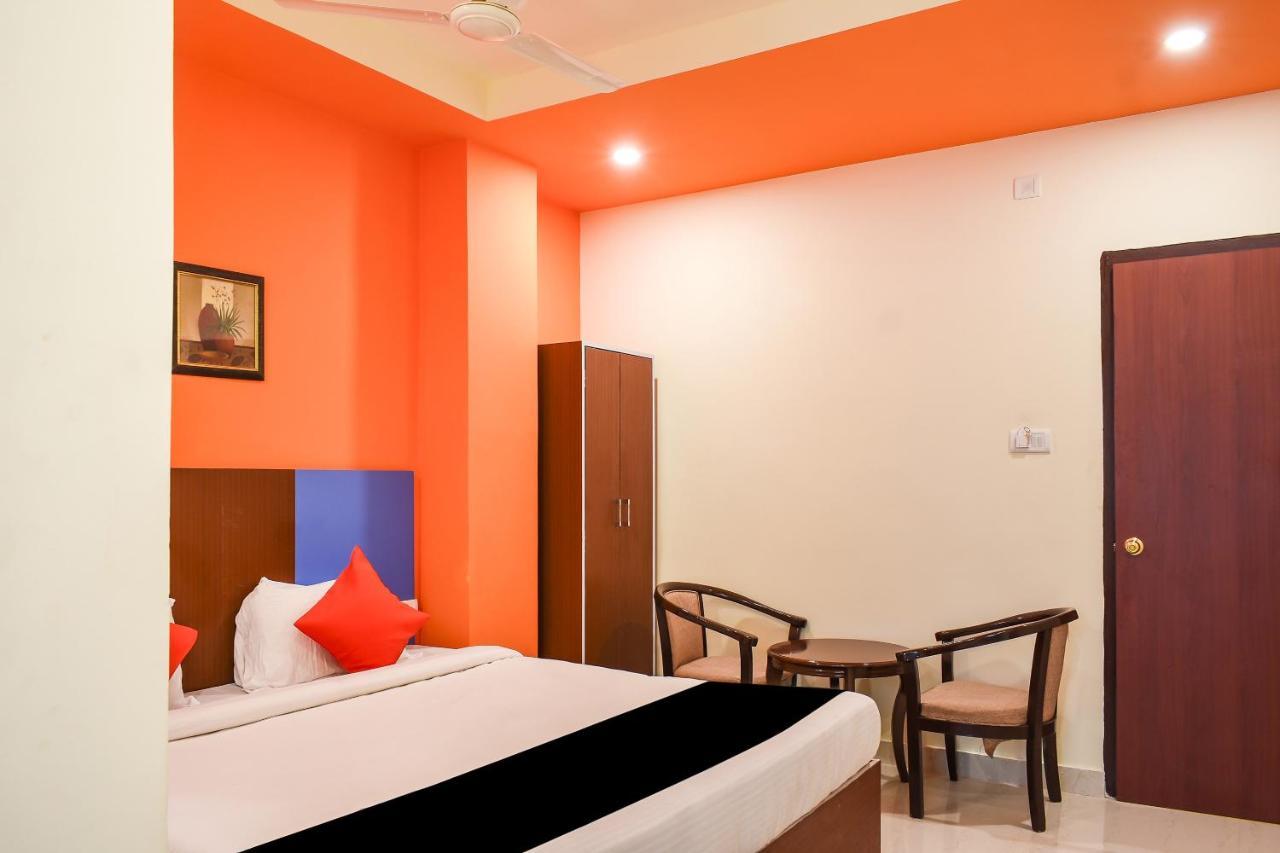Capital O 67249 Hotel Planet Bhubaneswar Exterior photo